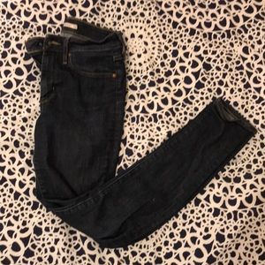 Levi’s 721 High Rise Skinny Jean
